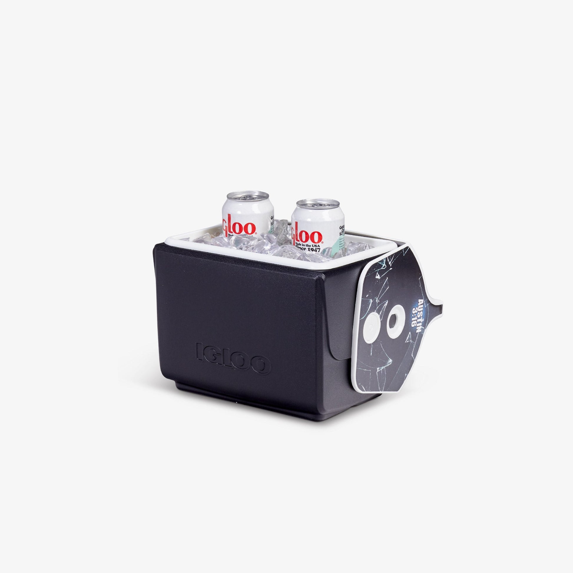 wwe-stone-cold-steve-austin-little-playmate-7-qt-cooler-i6 00027543_3.jpg