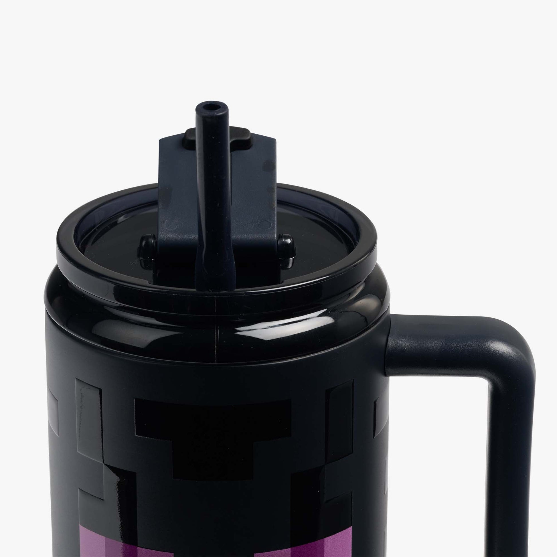 minecraft-enderman-32-oz-travel-mug-z9 00027992-STRW.jpg