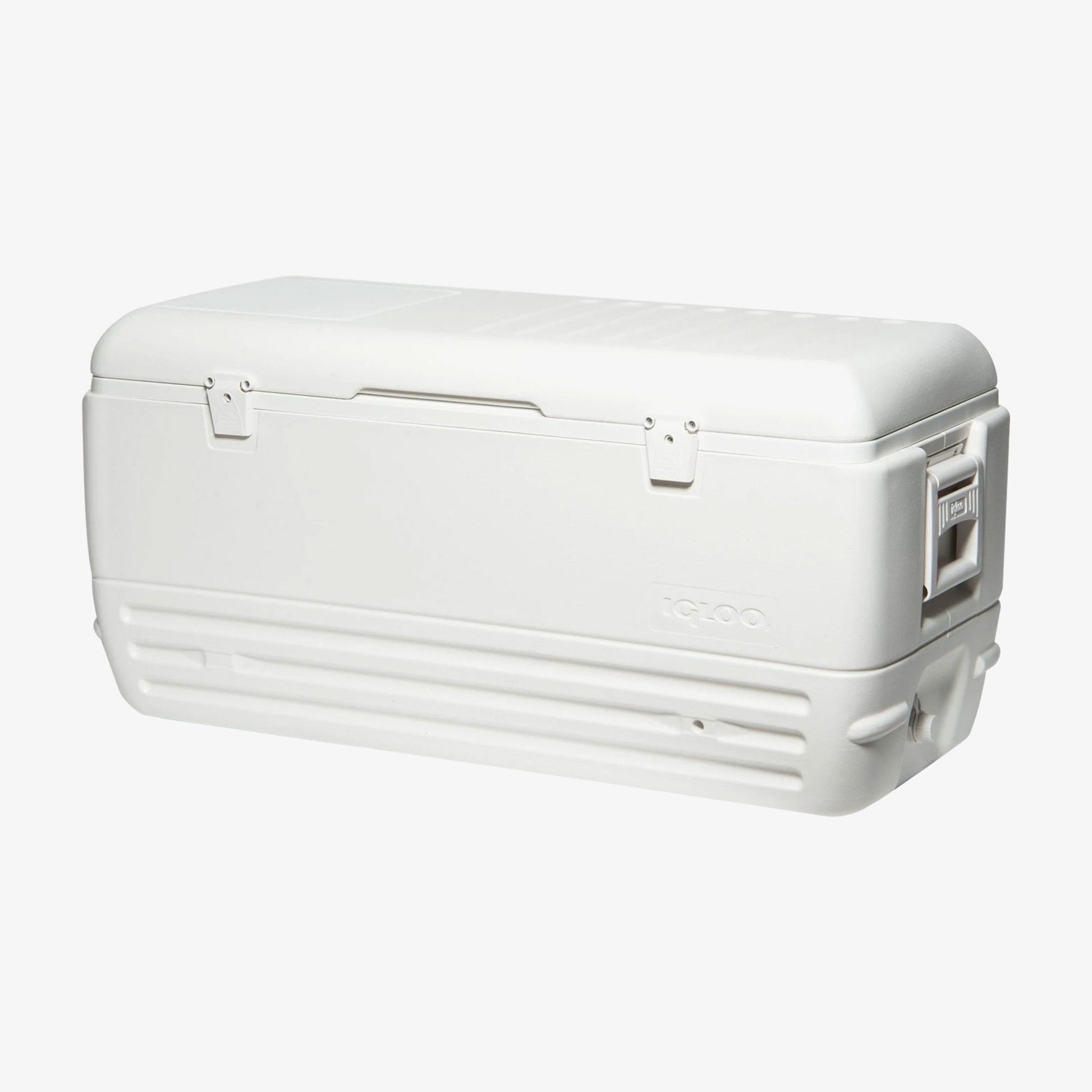 quick-and-cool-150-qt-cooler-j0 00044363-quick-and-cool-150-qt-cooler-angle_8601e7b8-cfe3-4431-9c95-65c14d4b6f07.jpg