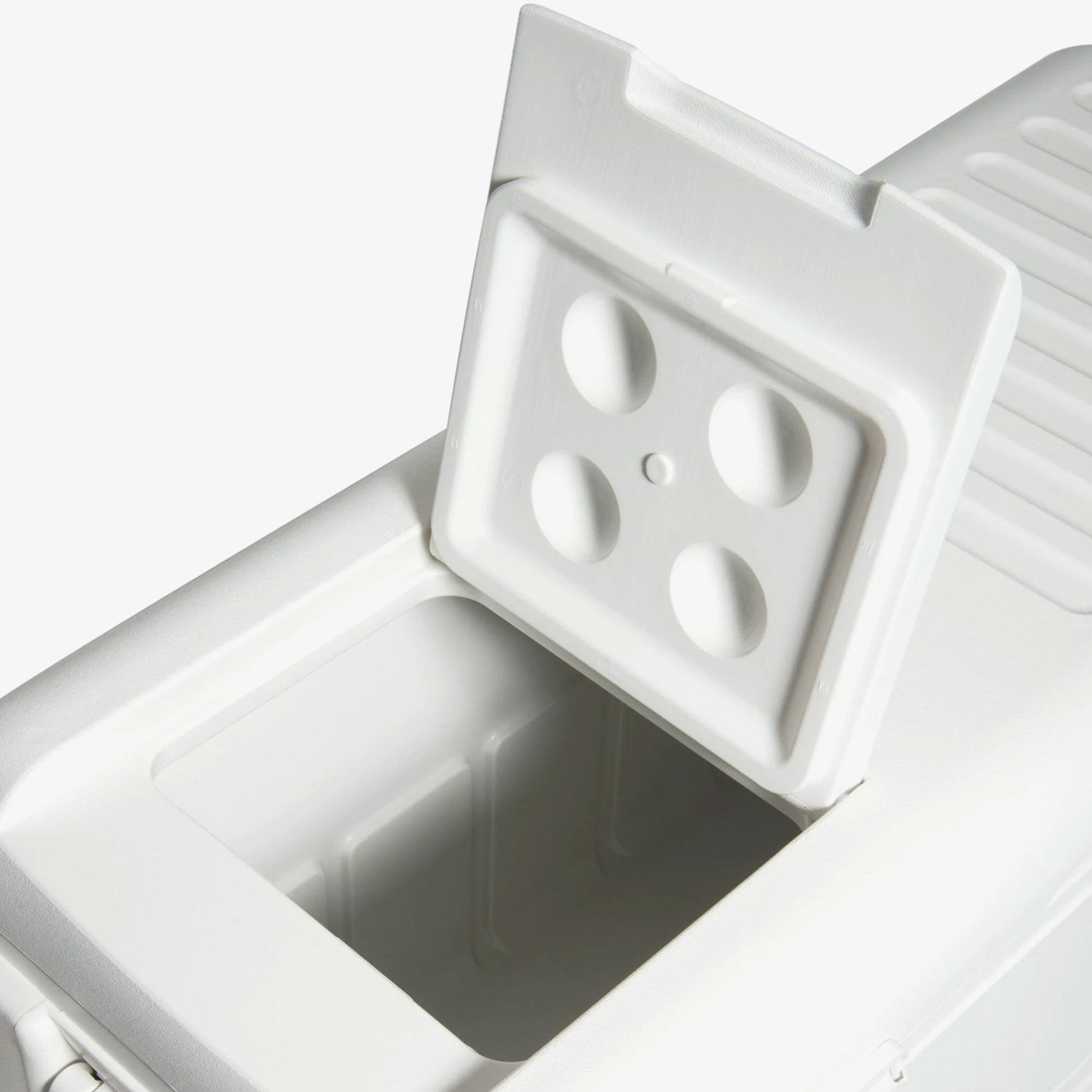 quick-and-cool-150-qt-cooler-j0 00044363-quick-and-cool-150-qt-cooler-cu-open-hatch_2c6197ae-88fc-4867-ad4f-5e48e4b855e0.jpg