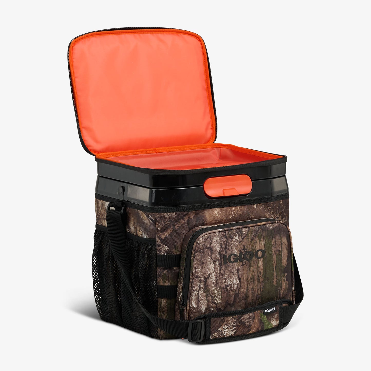 realtree-apx-cool-fusion-26-can-cooler-bag-t8 00066779-O4.jpg
