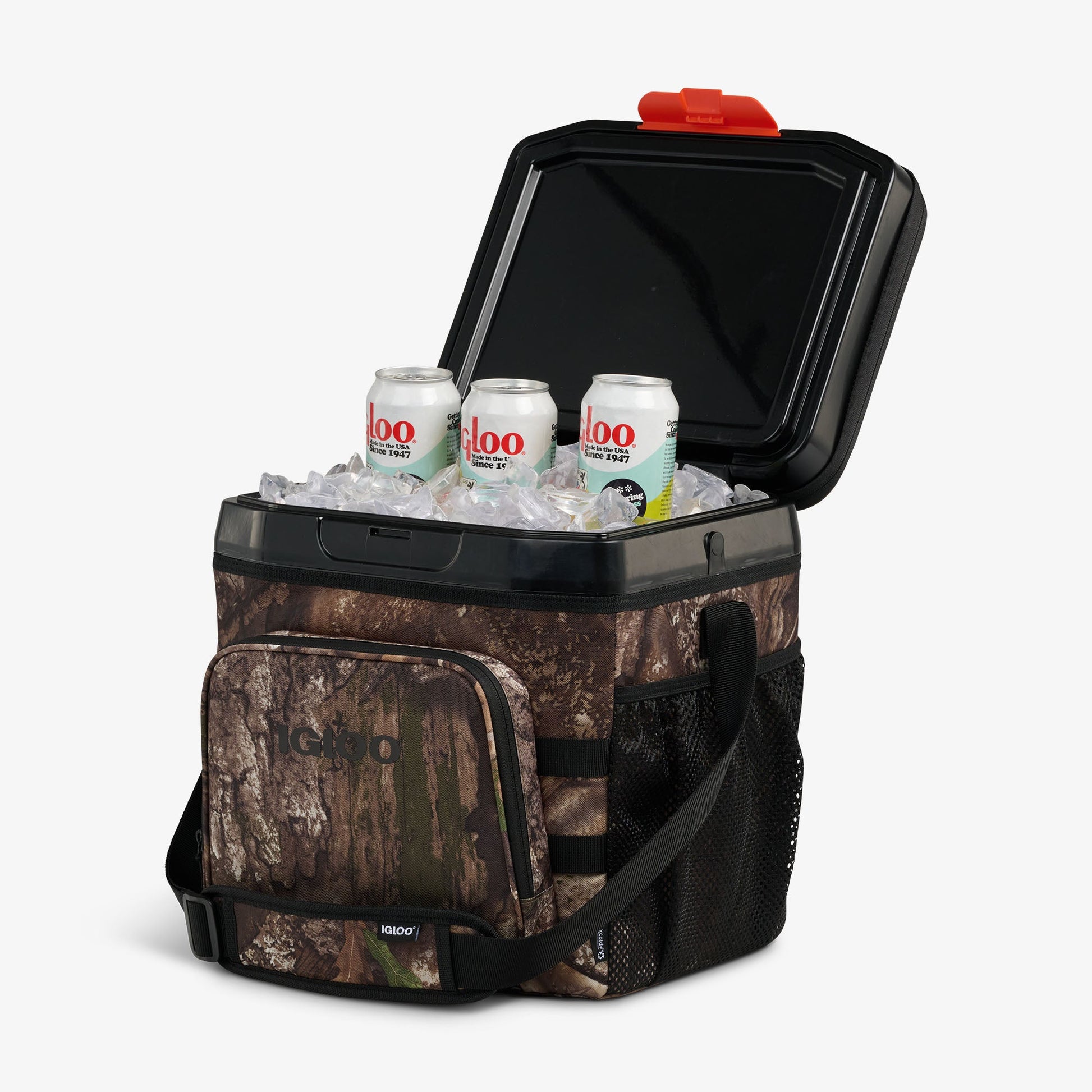realtree-apx-cool-fusion-26-can-cooler-bag-t8 00066779-P1_4374fabe-de21-46e3-8dcd-d81b4ba4e43d.jpg